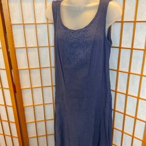 Cut Loose Modern take on a flapper dress in navy blue linen